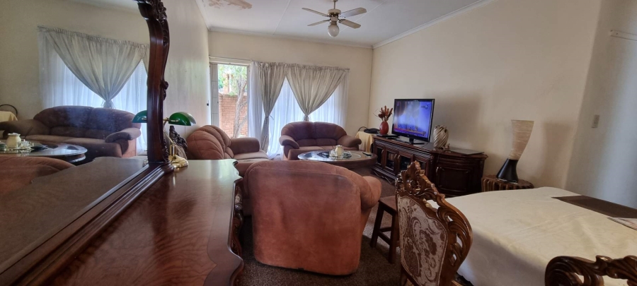 2 Bedroom Property for Sale in Navalsig Free State